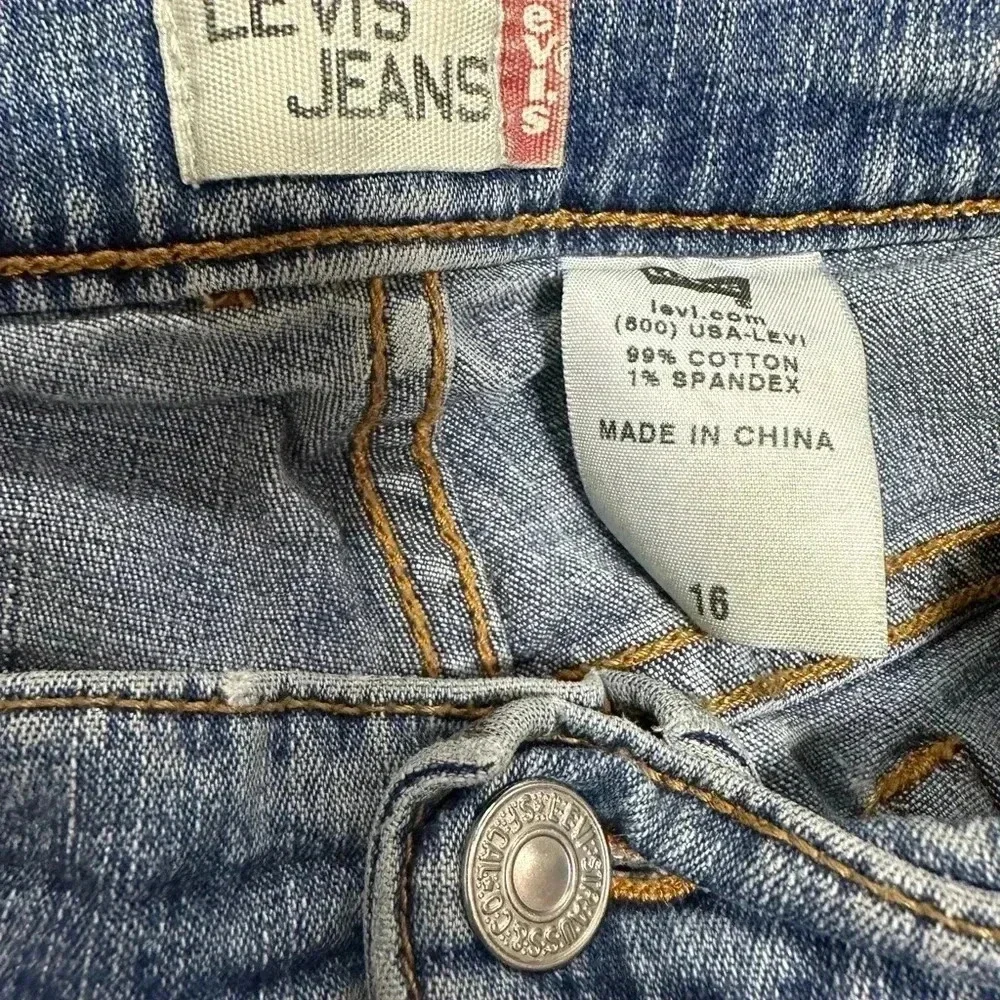 Levi’s 550 Denim Shorts